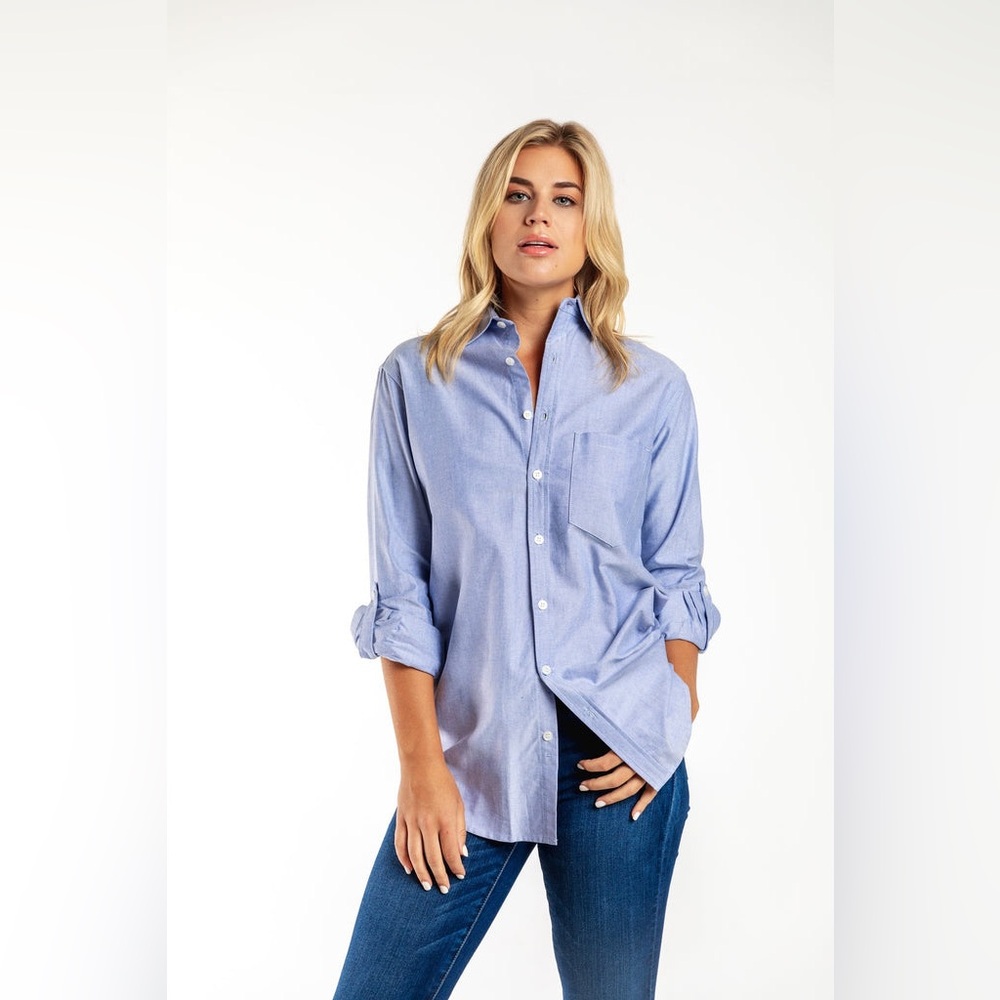Emily Phillips Blue Girlfriend Long Sleeve Oxford Top Size 2 XS Preppy Classic